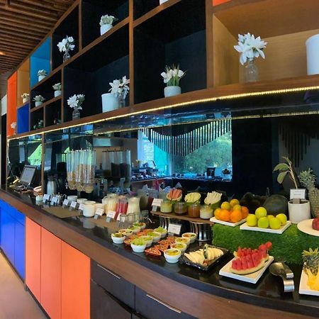 Golden Tulip City Centre Gurgaon Extérieur photo