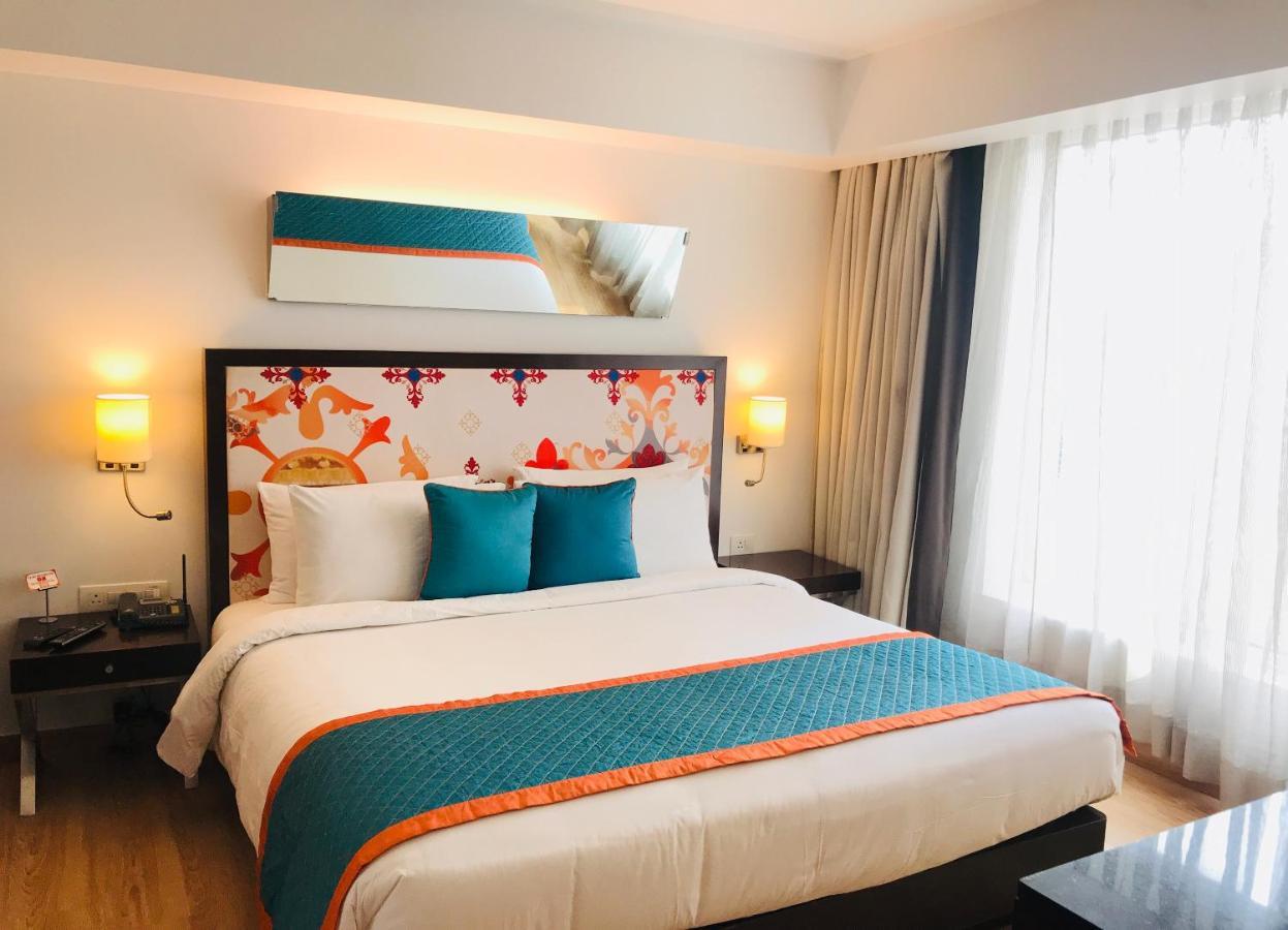Golden Tulip City Centre Gurgaon Extérieur photo