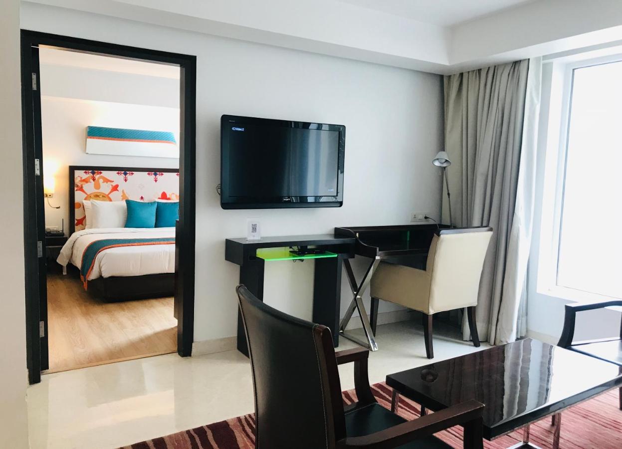 Golden Tulip City Centre Gurgaon Extérieur photo