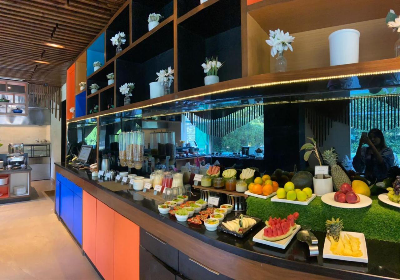 Golden Tulip City Centre Gurgaon Extérieur photo